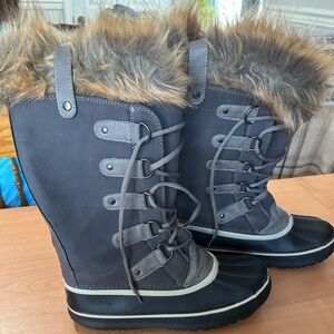 Esprit duck boots faux fur new condition womans size 9.5 shoes
